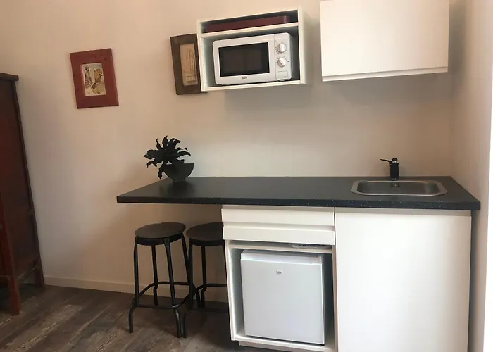 Le Clos De La Hourserie לינה וארוחת בוקר פורניק