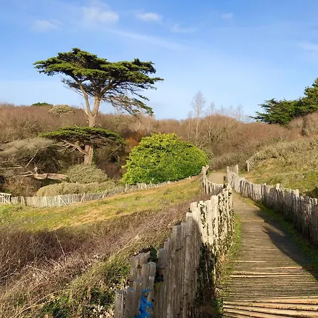 Le Clos De La Hourserie فندق مبيت وإفطار بورنيك