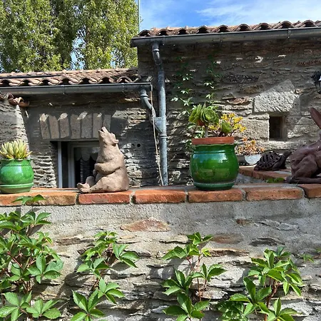 Le Clos De La Hourserie 4*