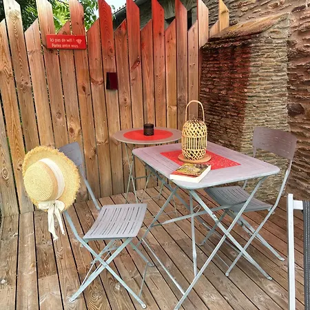 فندق مبيت وإفطار Le Clos De La Hourserie بورنيك